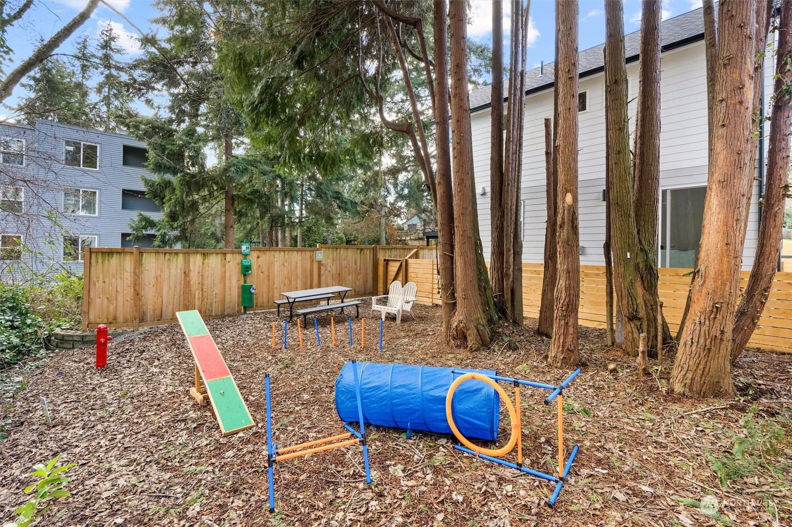 10338 Wallingford Avenue N Unit C, Seattle, WA 98133 13