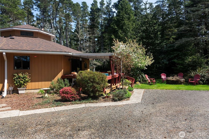 1807 243rd Lane, Ocean Park, WA 98640 1