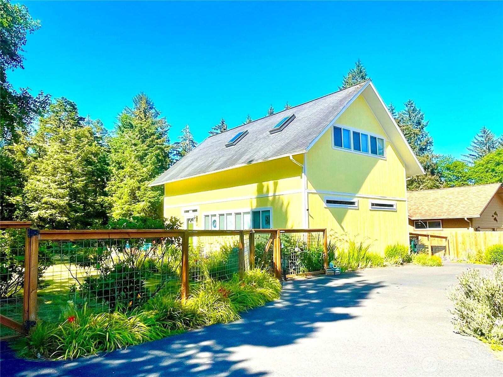 1203 242nd Place, Ocean Park, WA 98640 1