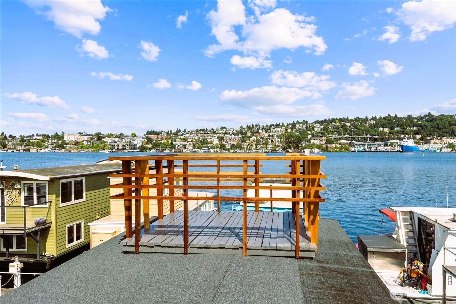 2040 Westlake Avenue N Unit 17, Seattle, WA 98109 27