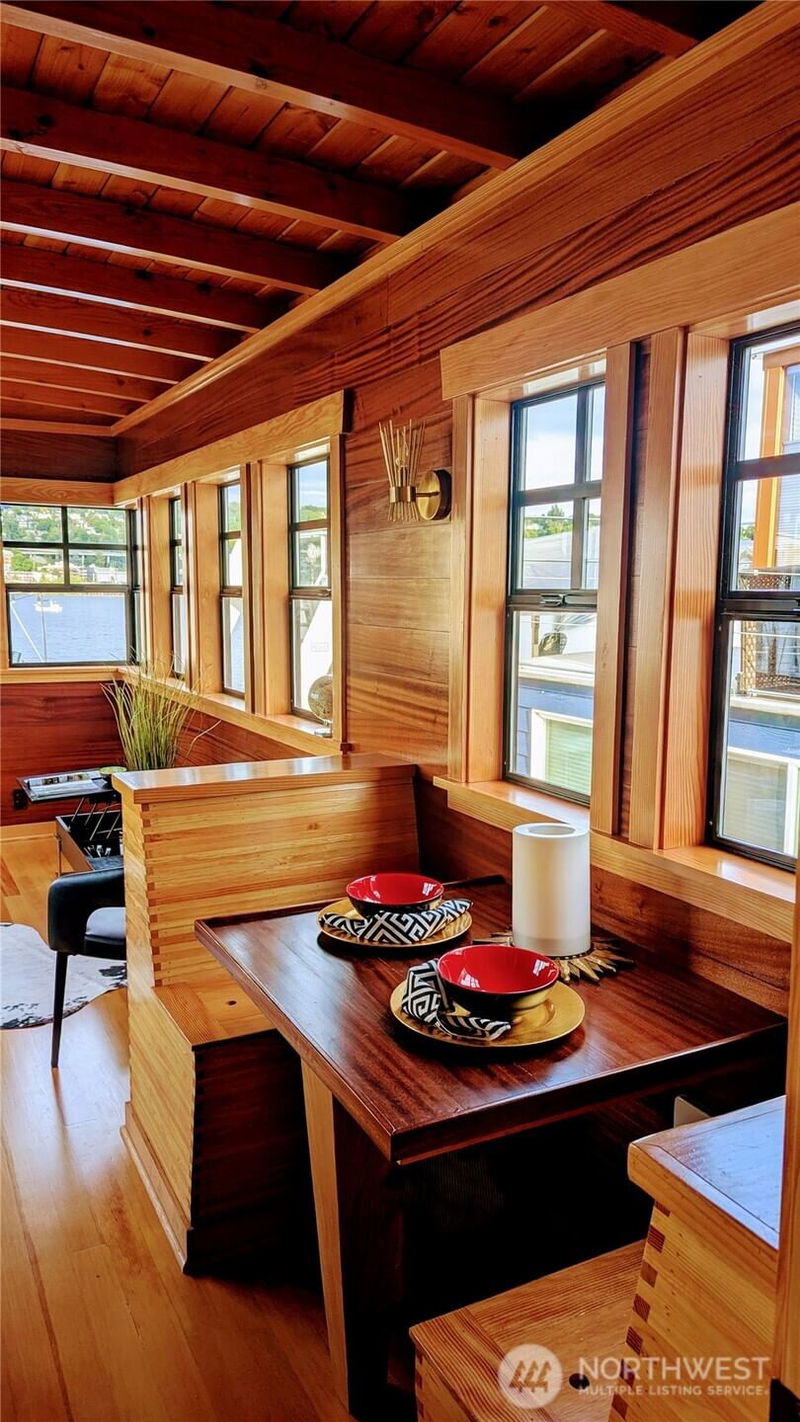 2040 Westlake Avenue N Unit 17, Seattle, WA 98109 4