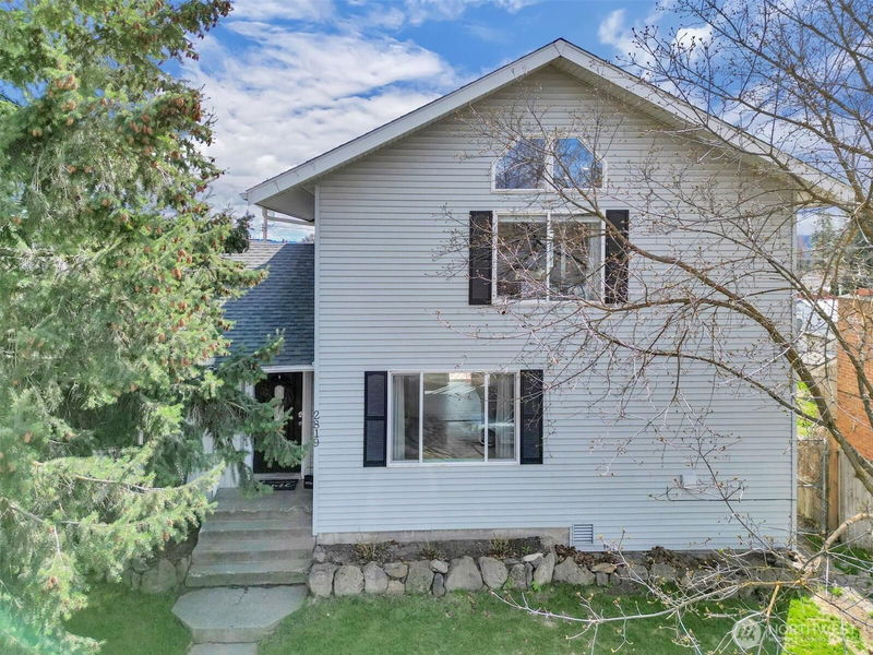 Property at 2819 Olympic