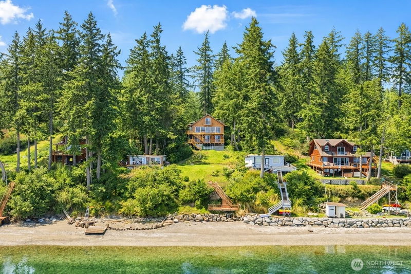 Property at 913 Herron Blvd